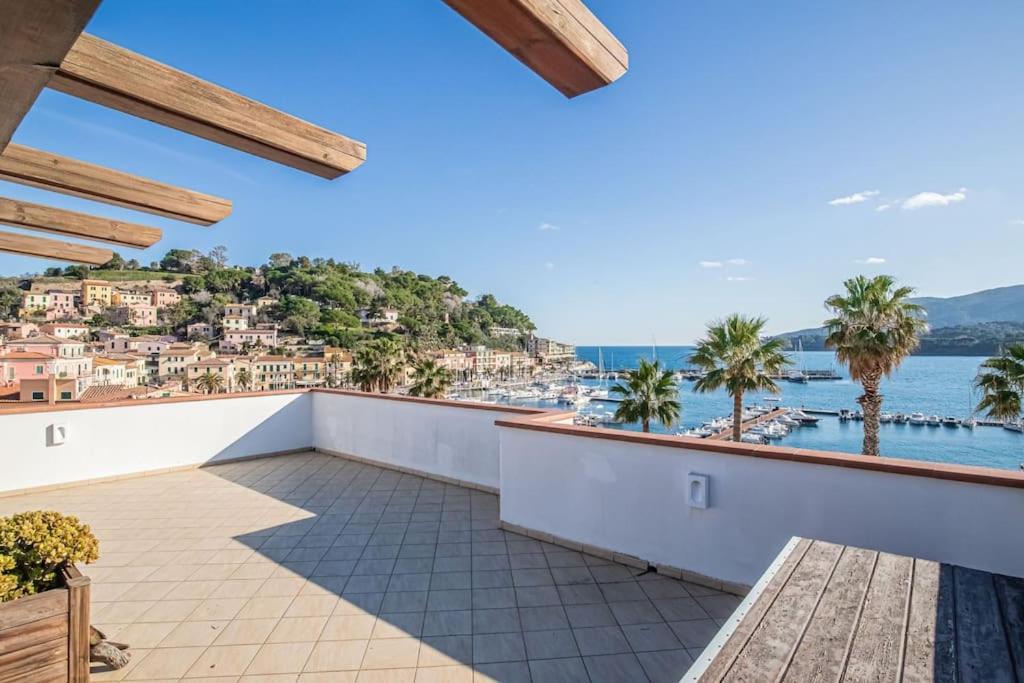 Apartment La Terrazza Sul Mare Porto Azzurro