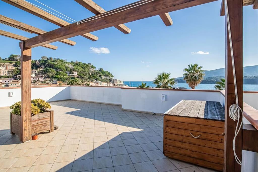 La Terrazza Sul Mare Apartment Porto Azzurro