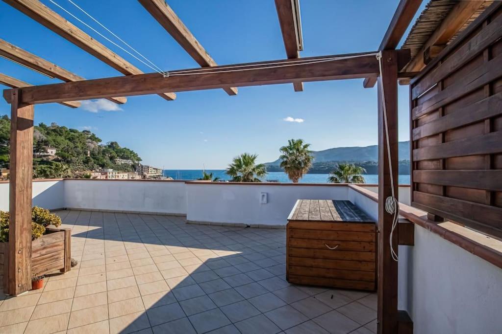 Apartment La Terrazza Sul Mare Porto Azzurro