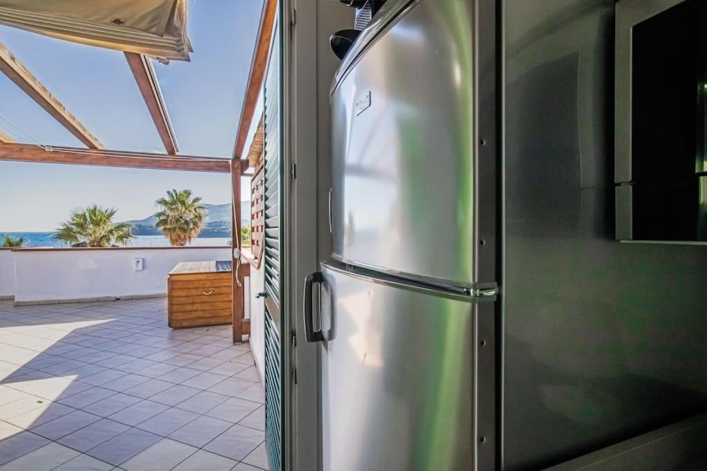 La Terrazza Sul Mare Apartment